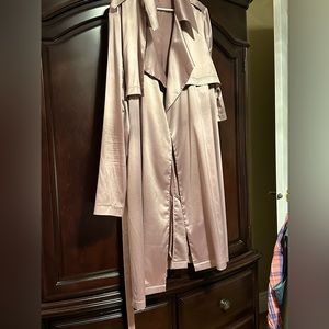 Worn once pink duster